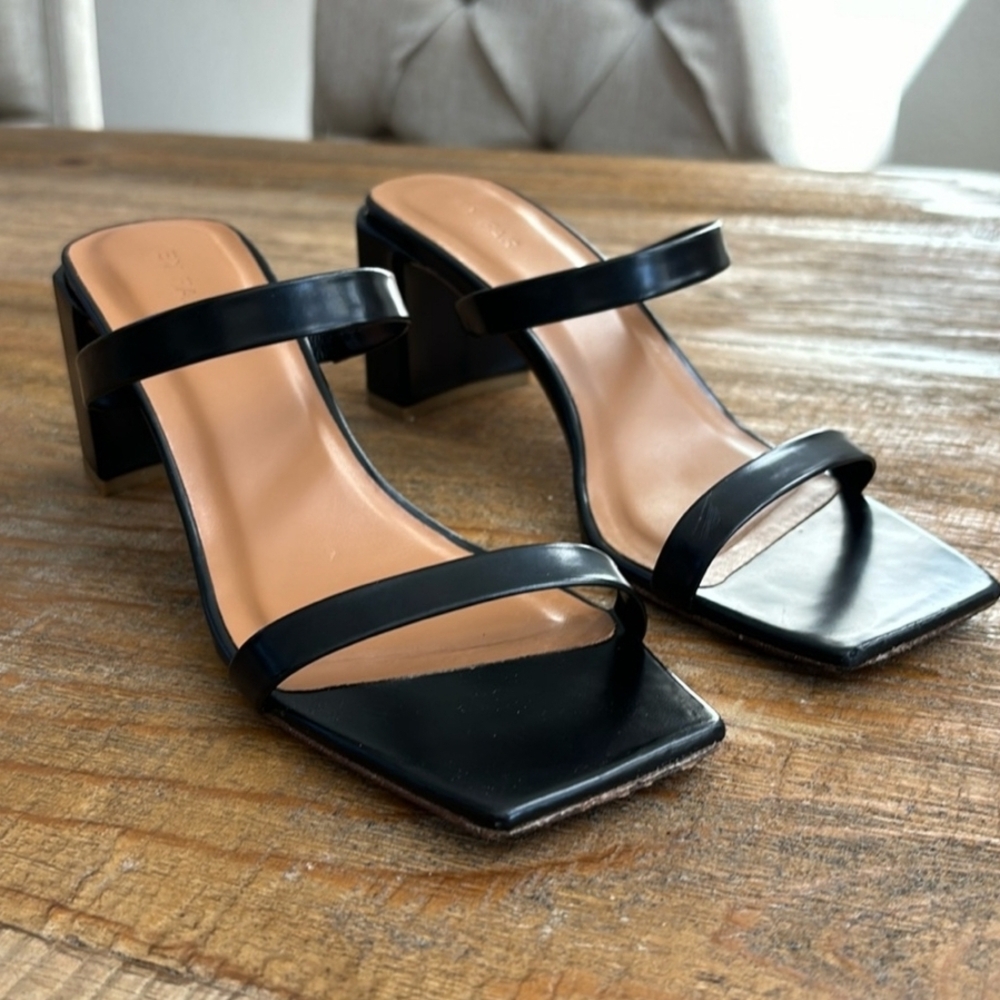 Elegant Black Women's Heeled Sandals
